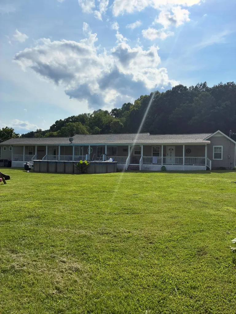 1355 Turkey Creek Road Dickson TN 37055