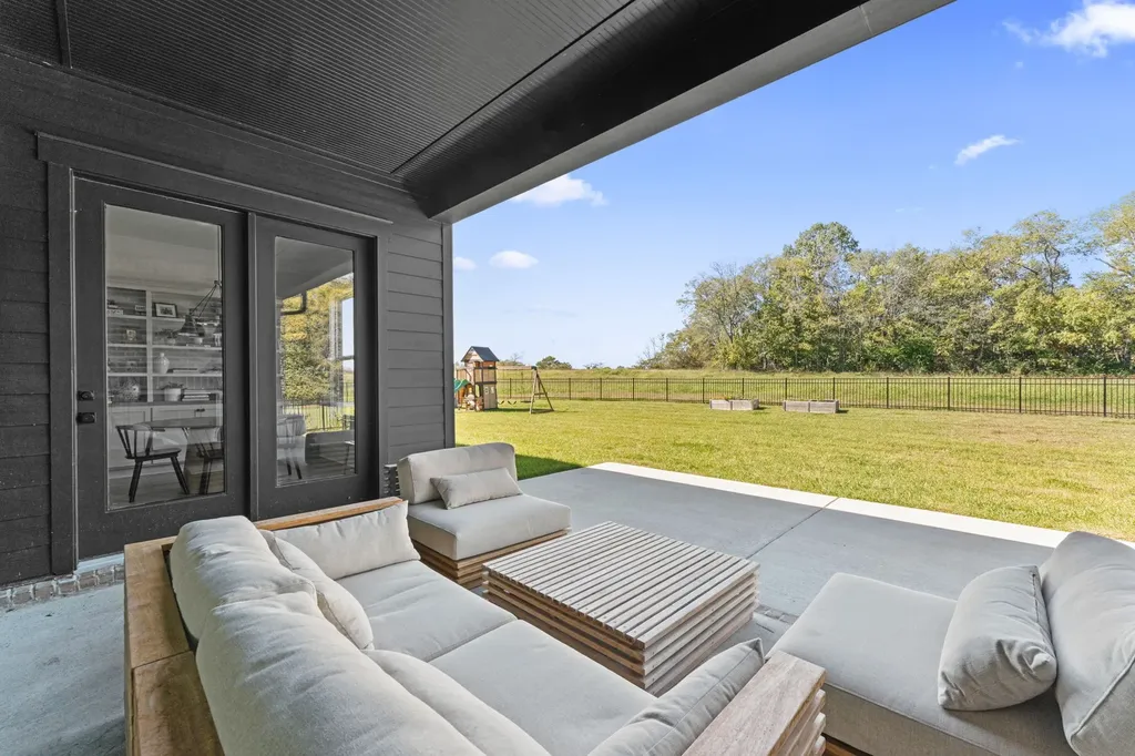 5049 Fairhaven Circle Thompsons Station TN 37179