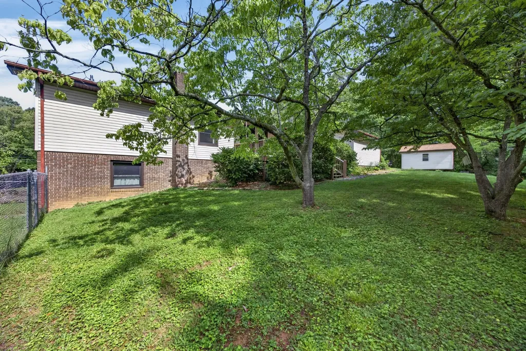 2650 Oak Park Drive Cookeville TN 38506