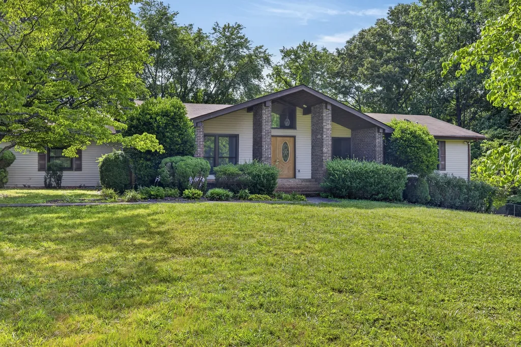2650 Oak Park Drive Cookeville TN 38506