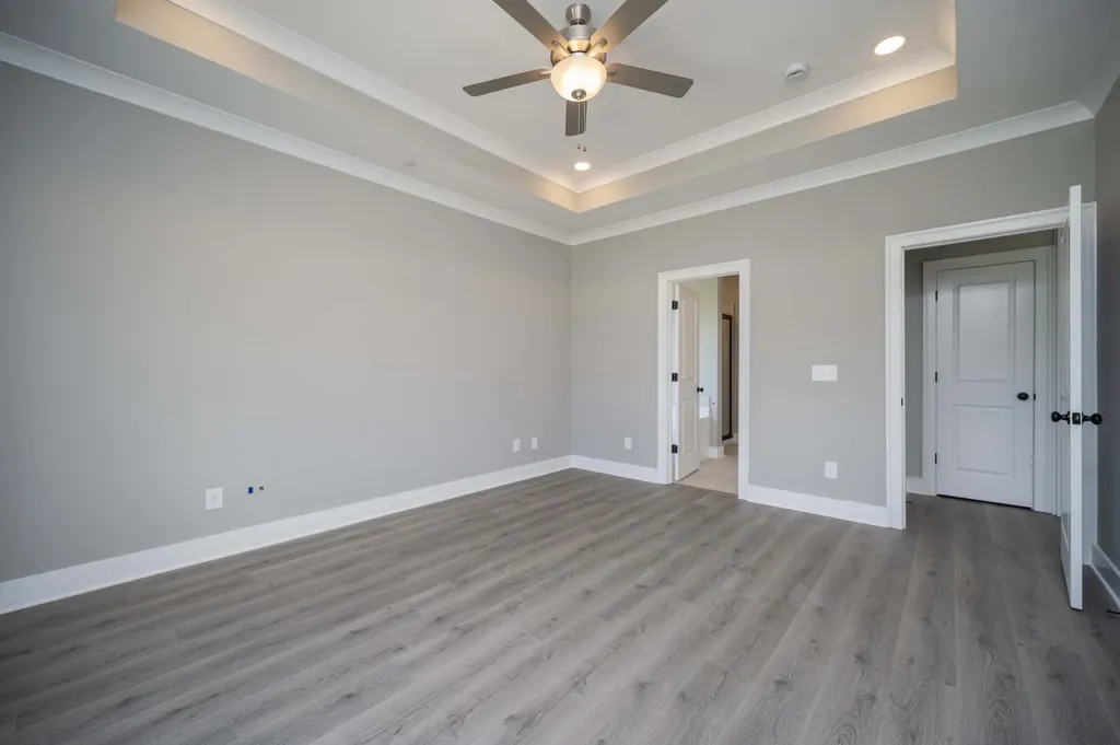 10111 Forkhorn Lane Bell Buckle TN 37020