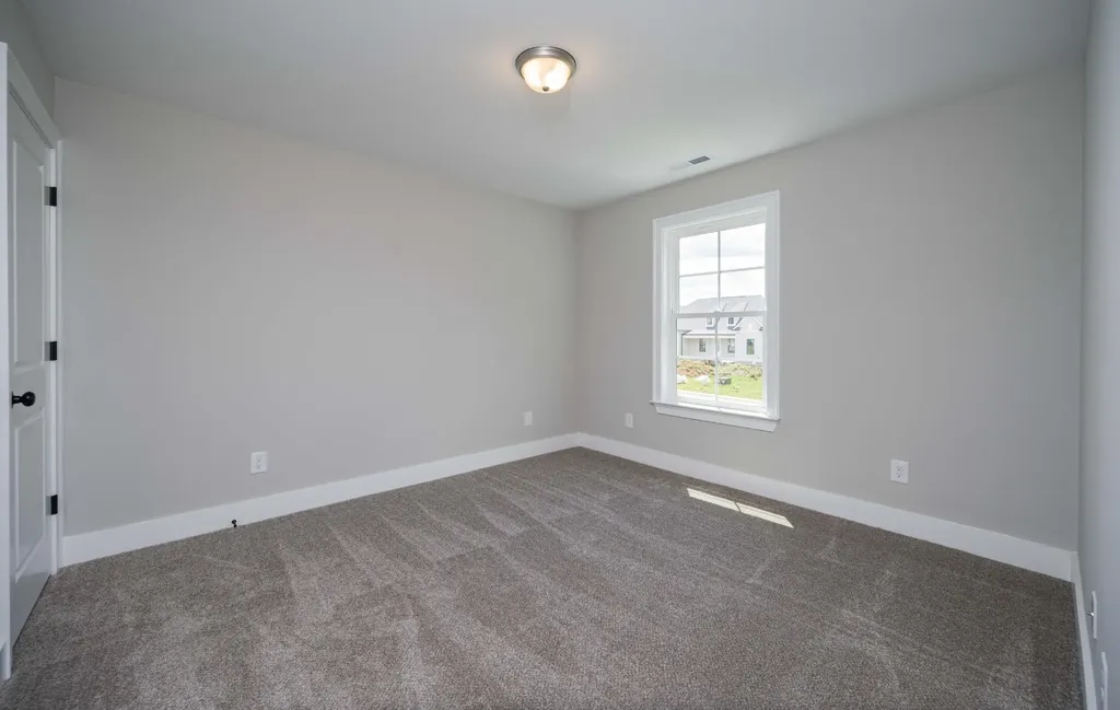 10111 Forkhorn Lane Bell Buckle TN 37020