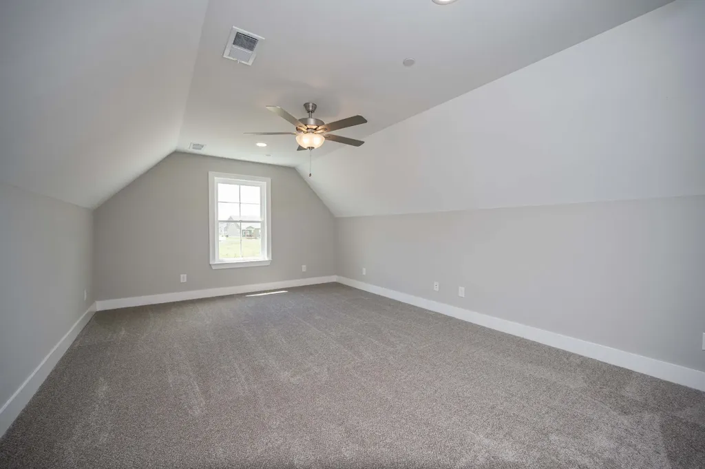 10111 Forkhorn Lane Bell Buckle TN 37020