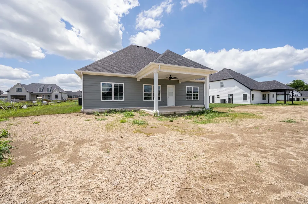 10111 Forkhorn Lane Bell Buckle TN 37020
