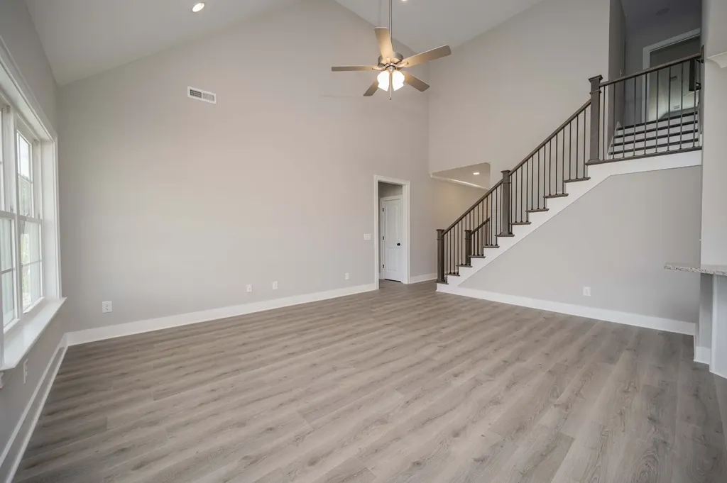 10111 Forkhorn Lane Bell Buckle TN 37020