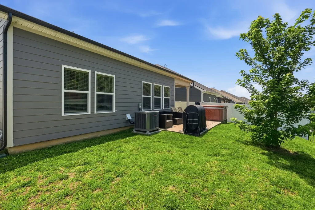 1078 Holland Ridge Way Lebanon TN 37090