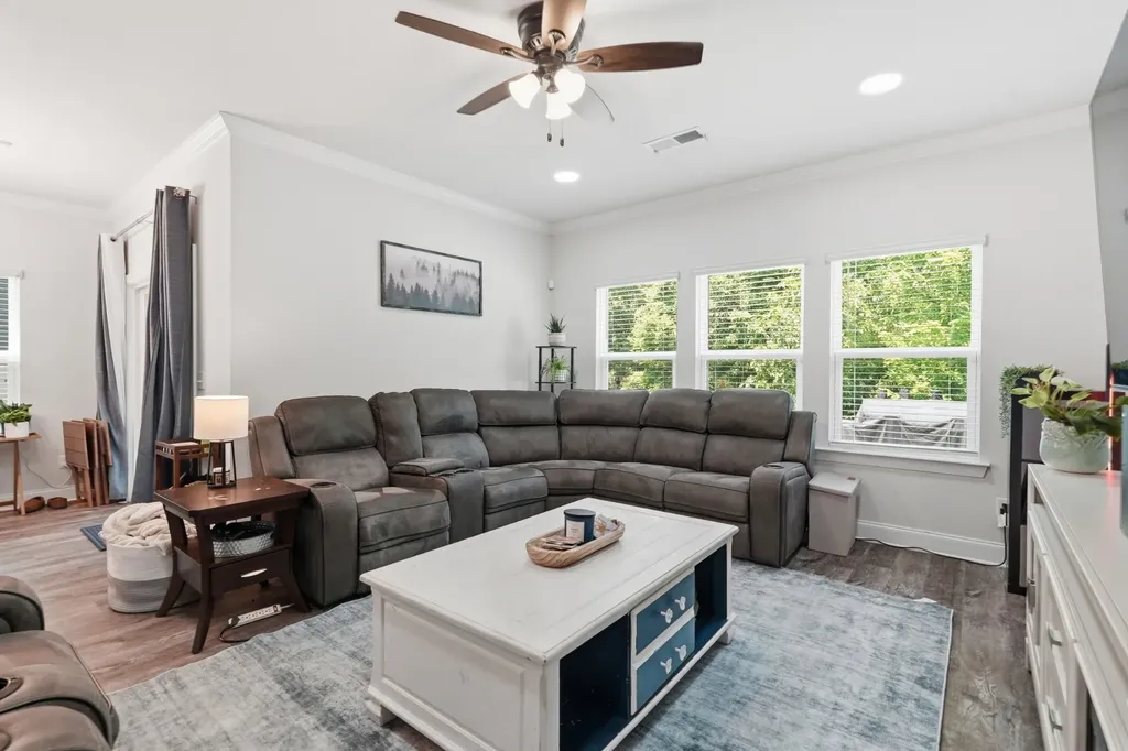 1078 Holland Ridge Way Lebanon TN 37090