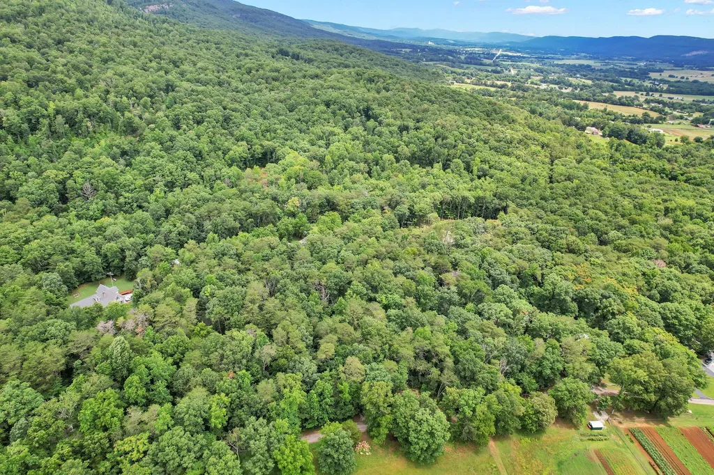 718 Dewind Drive Pikeville TN 37367