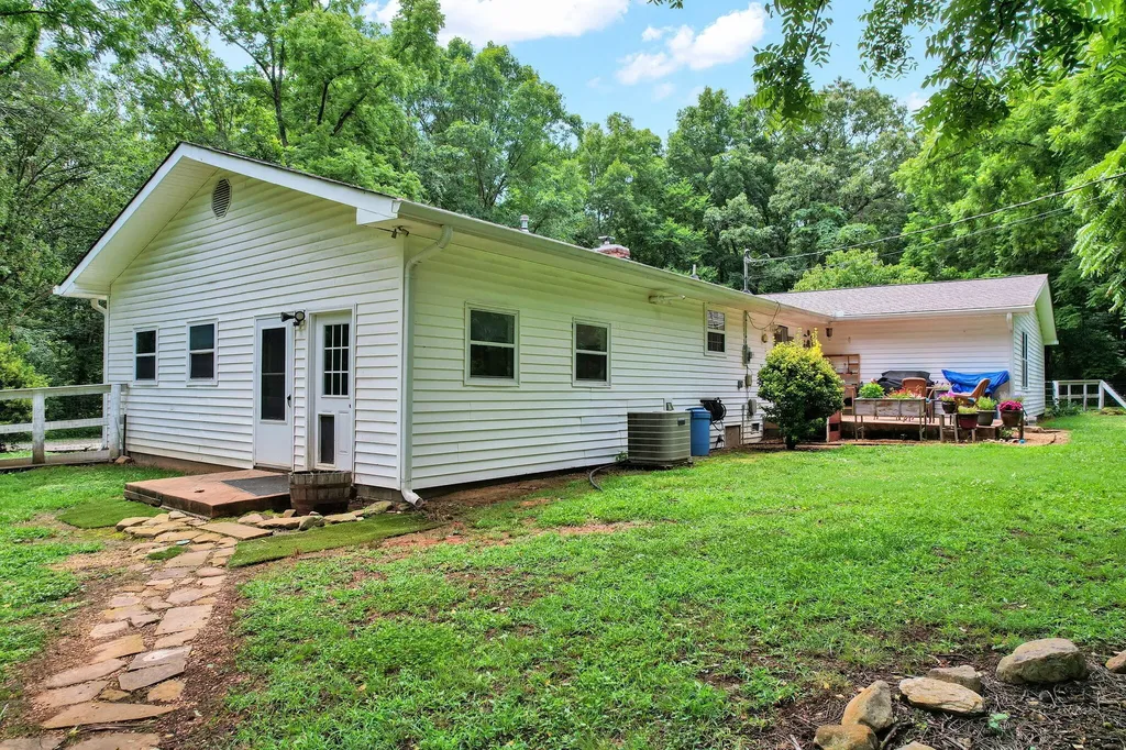 718 Dewind Drive Pikeville TN 37367
