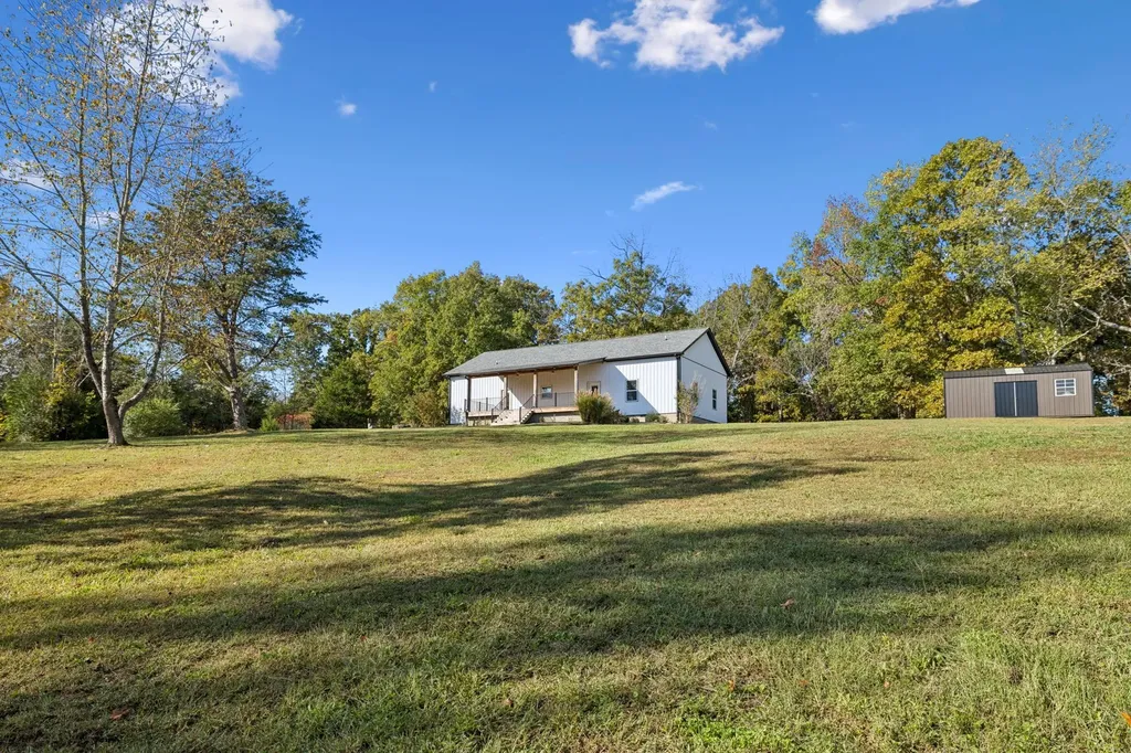 6060 Washer Road Lyles TN 37098