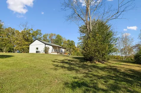 6060 Washer Road Lyles TN 37098