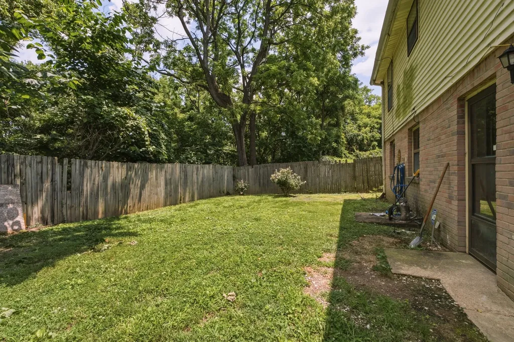 3913 Atkins Drive Nashville TN 37211