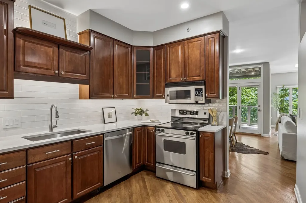 2107 32nd Ave, S Nashville TN 37212
