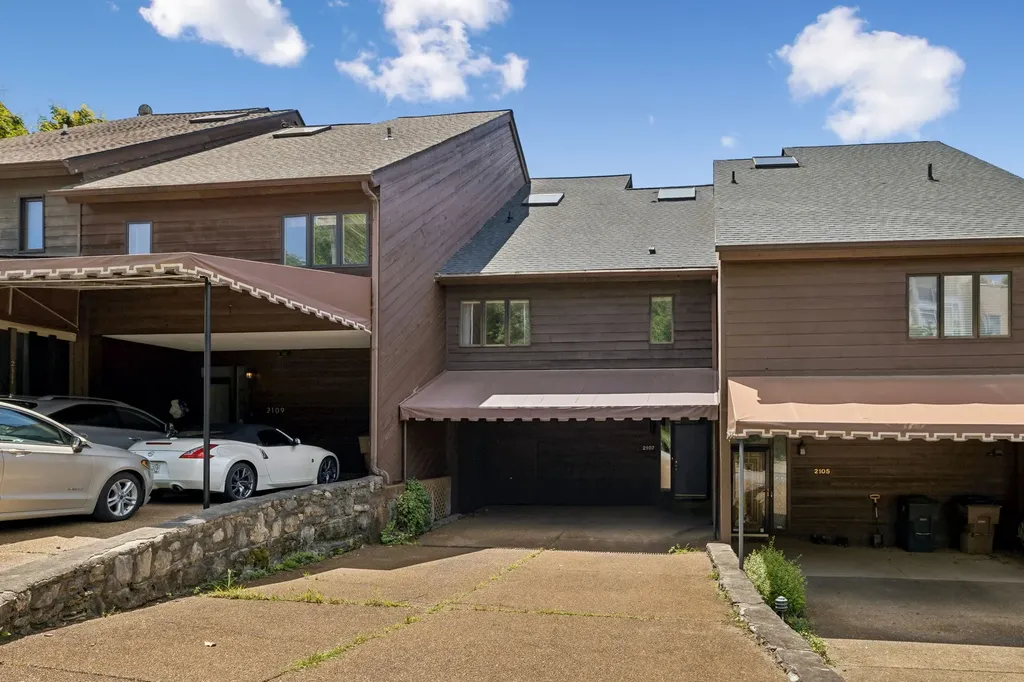 2107 32nd Ave, S Nashville TN 37212