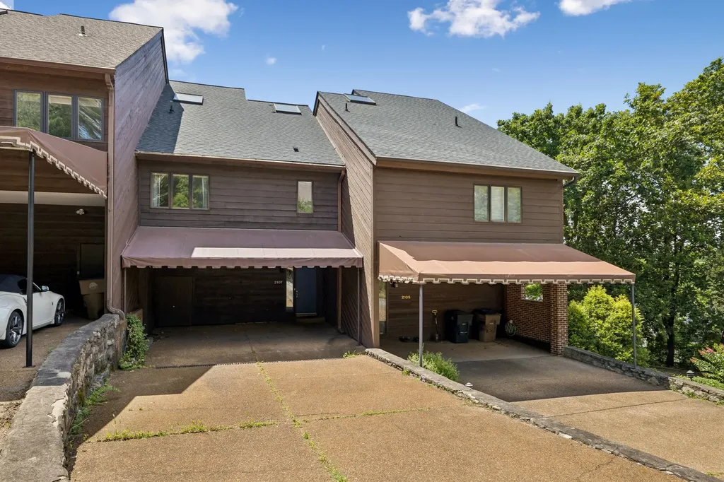 2107 32nd Ave, S Nashville TN 37212