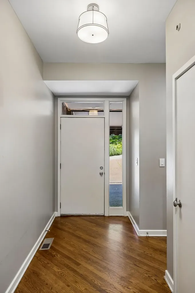 2107 32nd Ave, S Nashville TN 37212