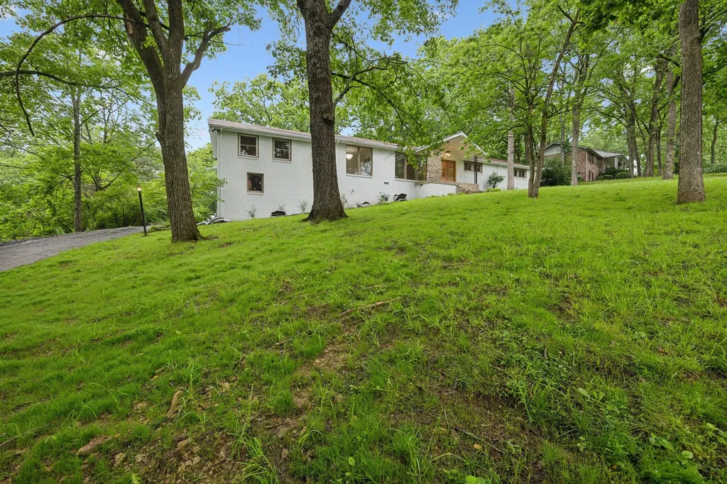 909 Plateau Parkway Nashville TN 37205