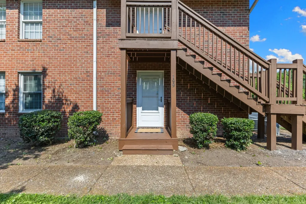 199 Brooke Castle Drive Hermitage TN 37076