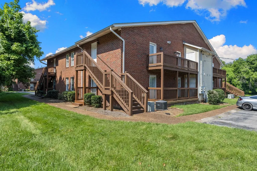 199 Brooke Castle Drive Hermitage TN 37076