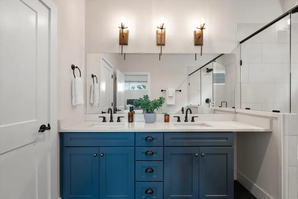 2012A Rosemary Lane Nashville TN 37210
