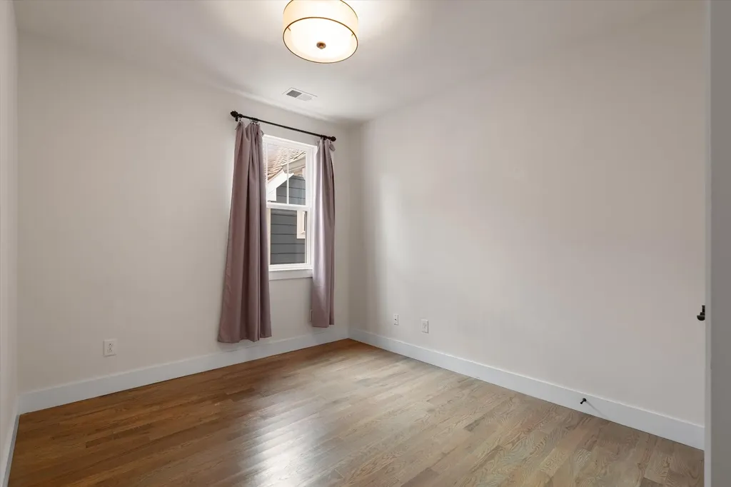 2012A Rosemary Lane Nashville TN 37210