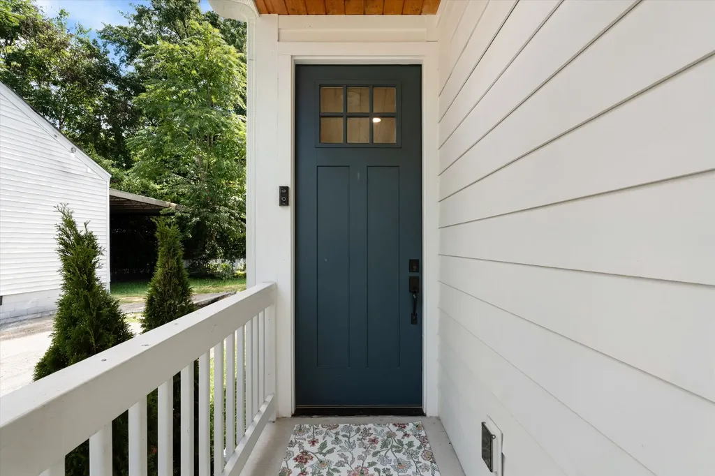 2012A Rosemary Lane Nashville TN 37210