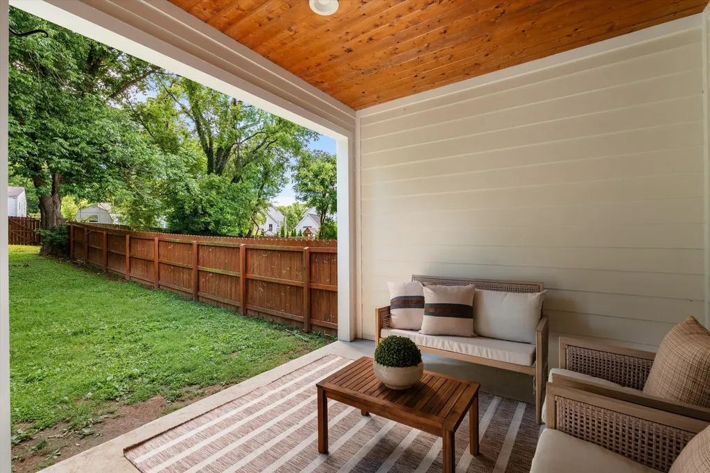 2012A Rosemary Lane Nashville TN 37210