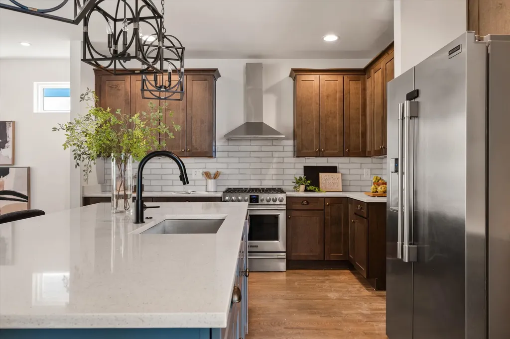 2012A Rosemary Lane Nashville TN 37210