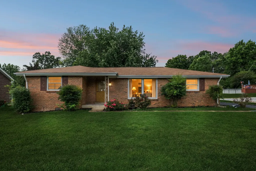 209 Pleasant Hill Drive Springfield TN 37172