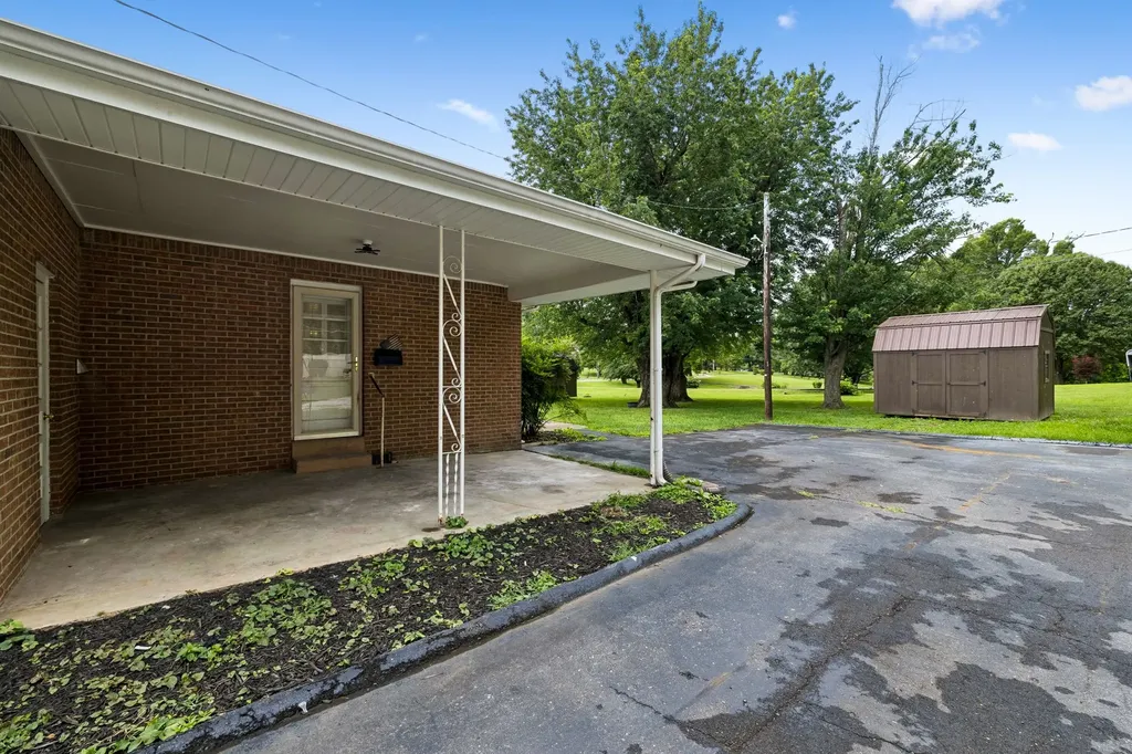 209 Pleasant Hill Drive Springfield TN 37172