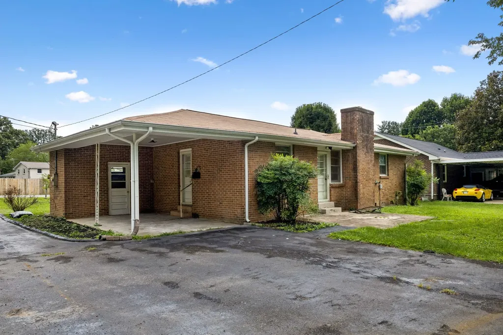 209 Pleasant Hill Drive Springfield TN 37172