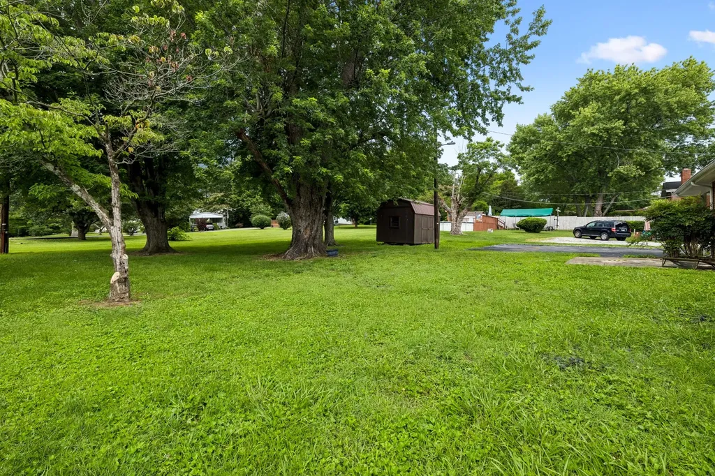209 Pleasant Hill Drive Springfield TN 37172
