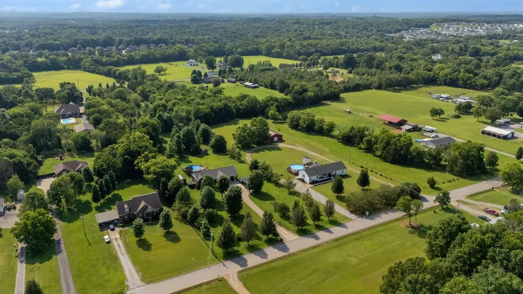 2301 Harkreader Road Mount Juliet TN 37122