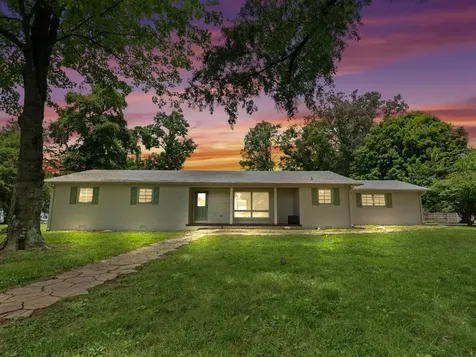 460 John Hunter Highway Elora TN 37328