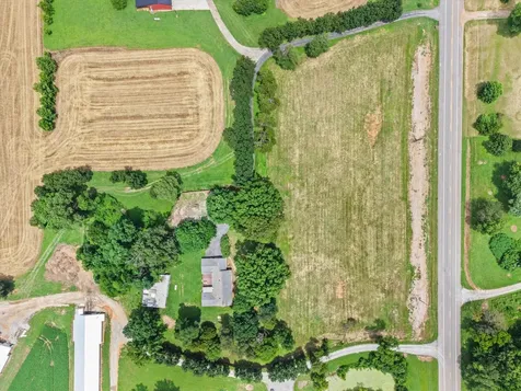 460 John Hunter Highway Elora TN 37328