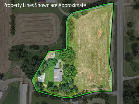 460 John Hunter Highway Elora TN 37328
