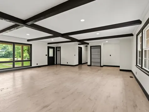 460 John Hunter Highway Elora TN 37328