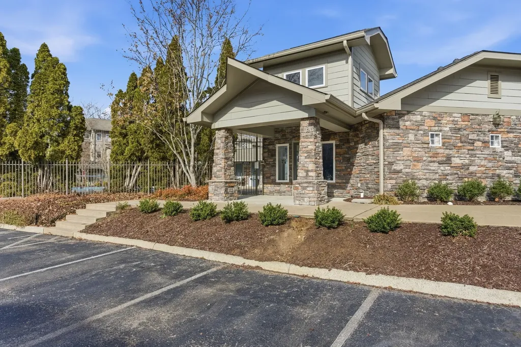 320 Old Hickory Boulevard Nashville TN 37221
