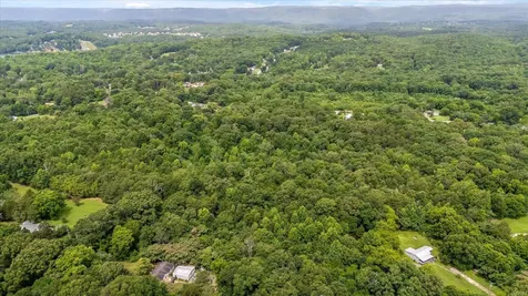 1906 Spradling Road Soddy Daisy TN 37379