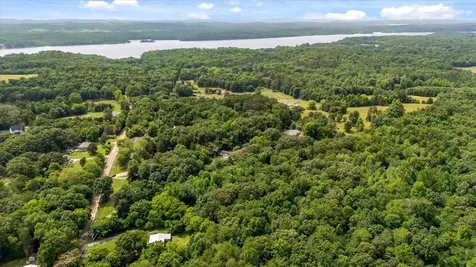 1906 Spradling Road Soddy Daisy TN 37379
