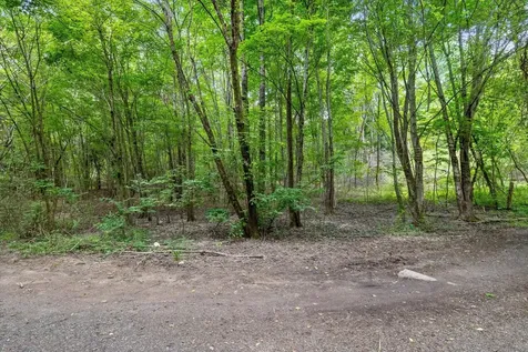 1906 Spradling Road Soddy Daisy TN 37379