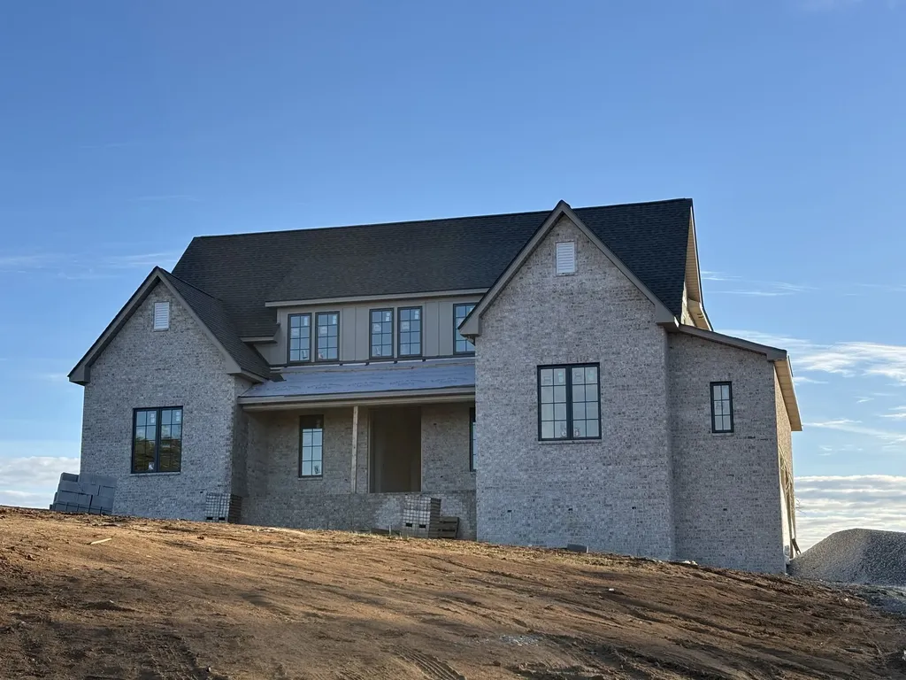 2468 Horn Springs Lebanon TN 37087