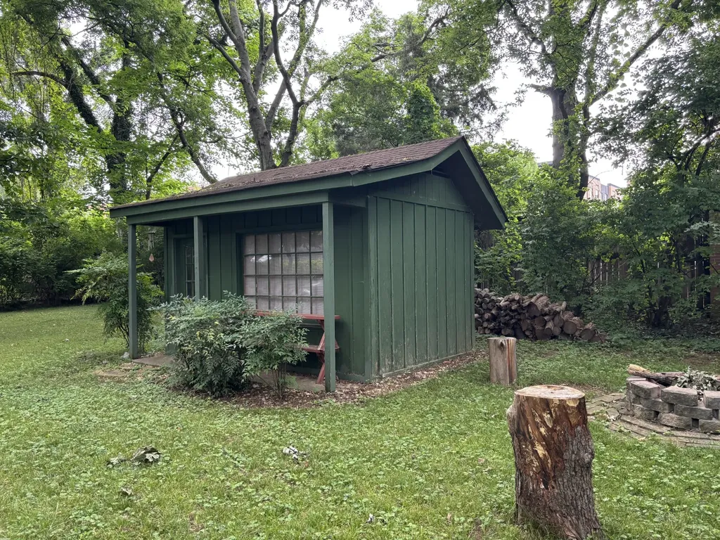 3836 Cross Creek Road Nashville TN 37215