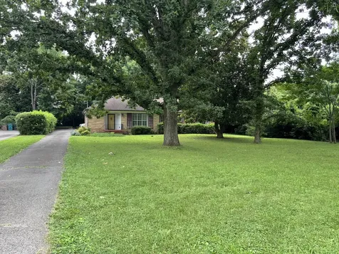 3836 Cross Creek Road Nashville TN 37215