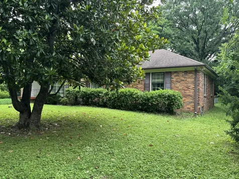 3836 Cross Creek Road Nashville TN 37215