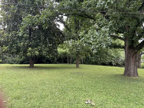 3836 Cross Creek Road Nashville TN 37215