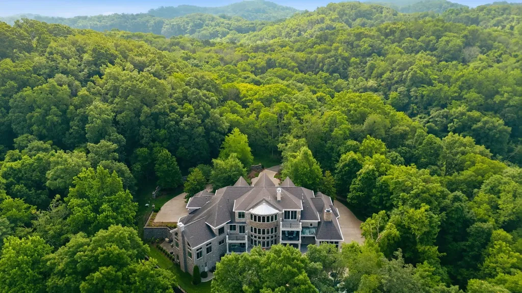 4019 Flagstone Court Franklin TN 37069