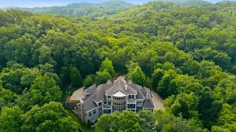 4019 Flagstone Court Franklin TN 37069