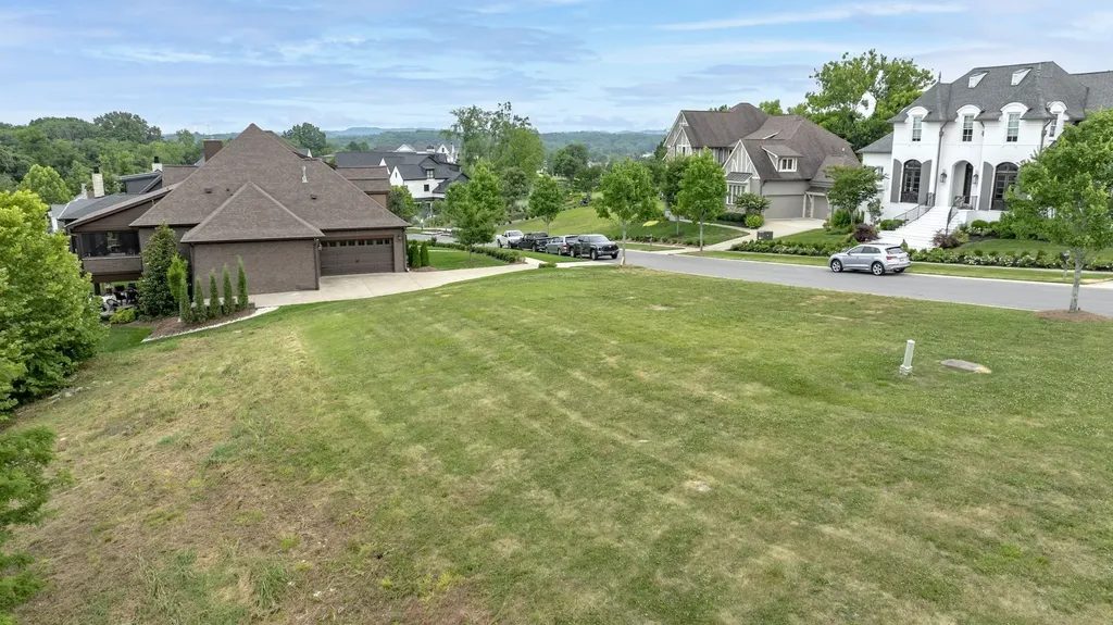 7081 Lanceleaf Drive College Grove TN 37046