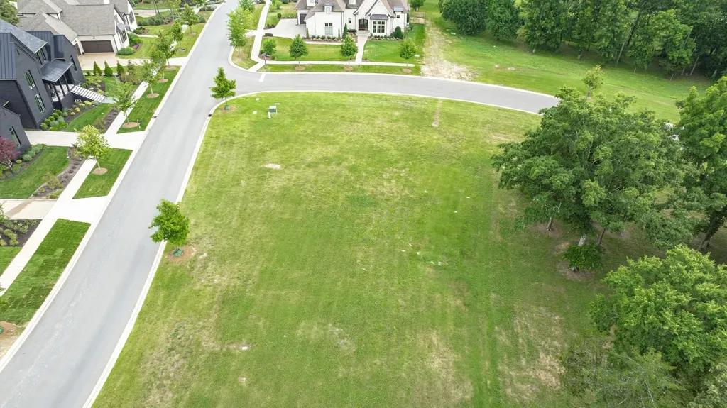 7266 Harlow Drive College Grove TN 37046